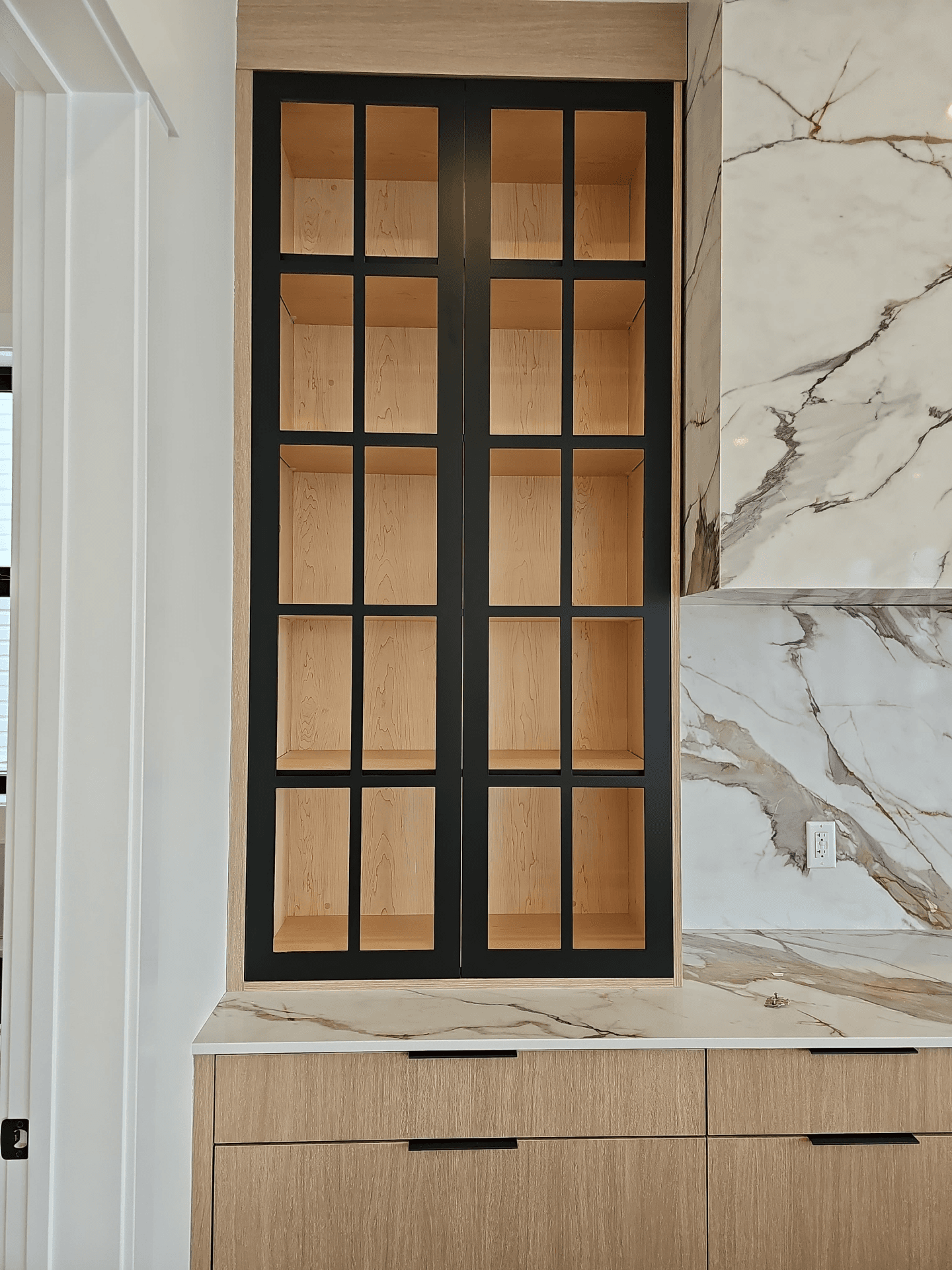 Elegant Cabin: Black Door with Clear Glass - Luxe Kitchen Cabinets