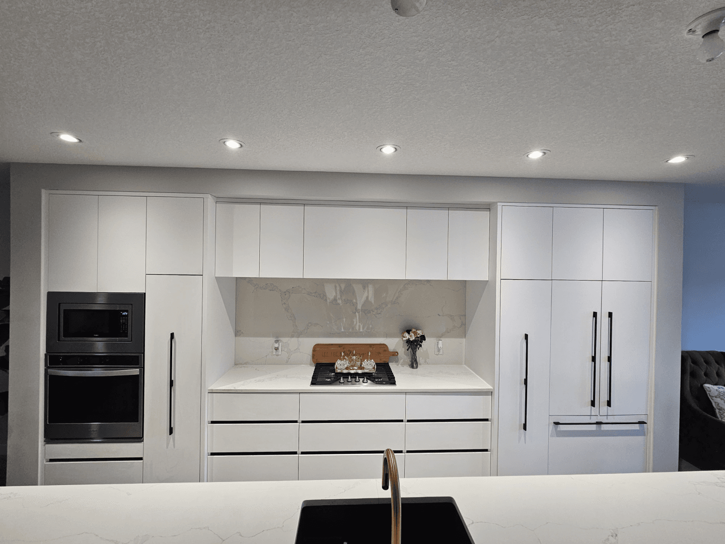 Bright and Beautiful: All-White Kitchen Cabinets - Luxe Kitchen Cabinets