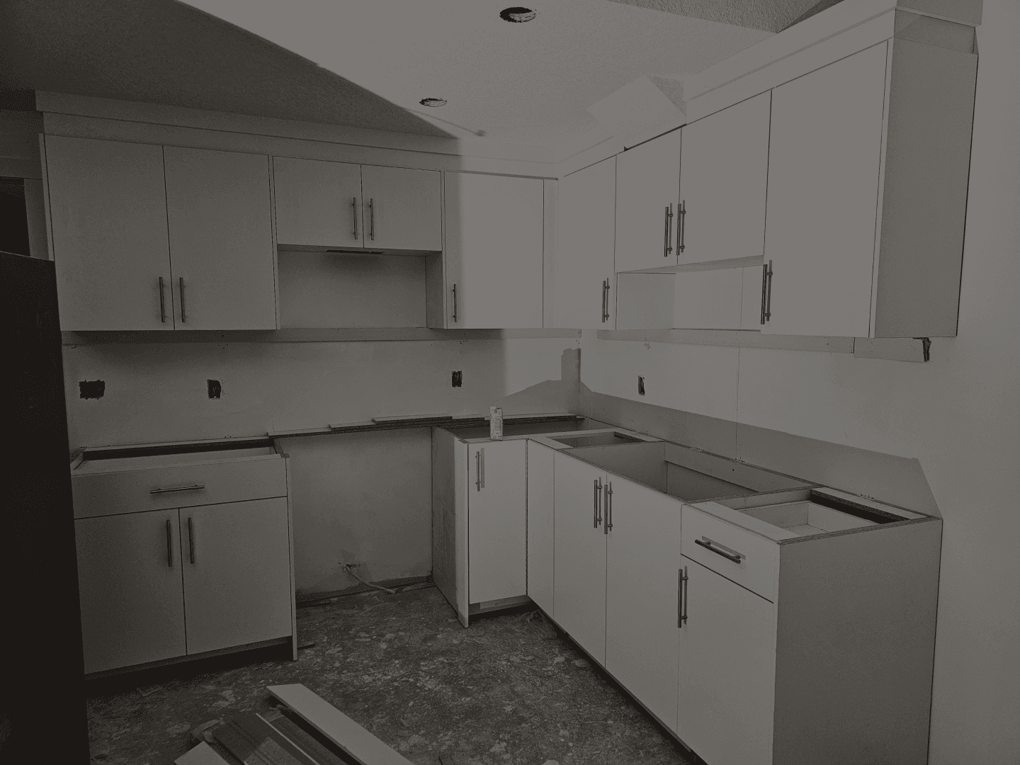 Timeless Elegance: White Kitchen Design - Luxe Kitchen Cabinets