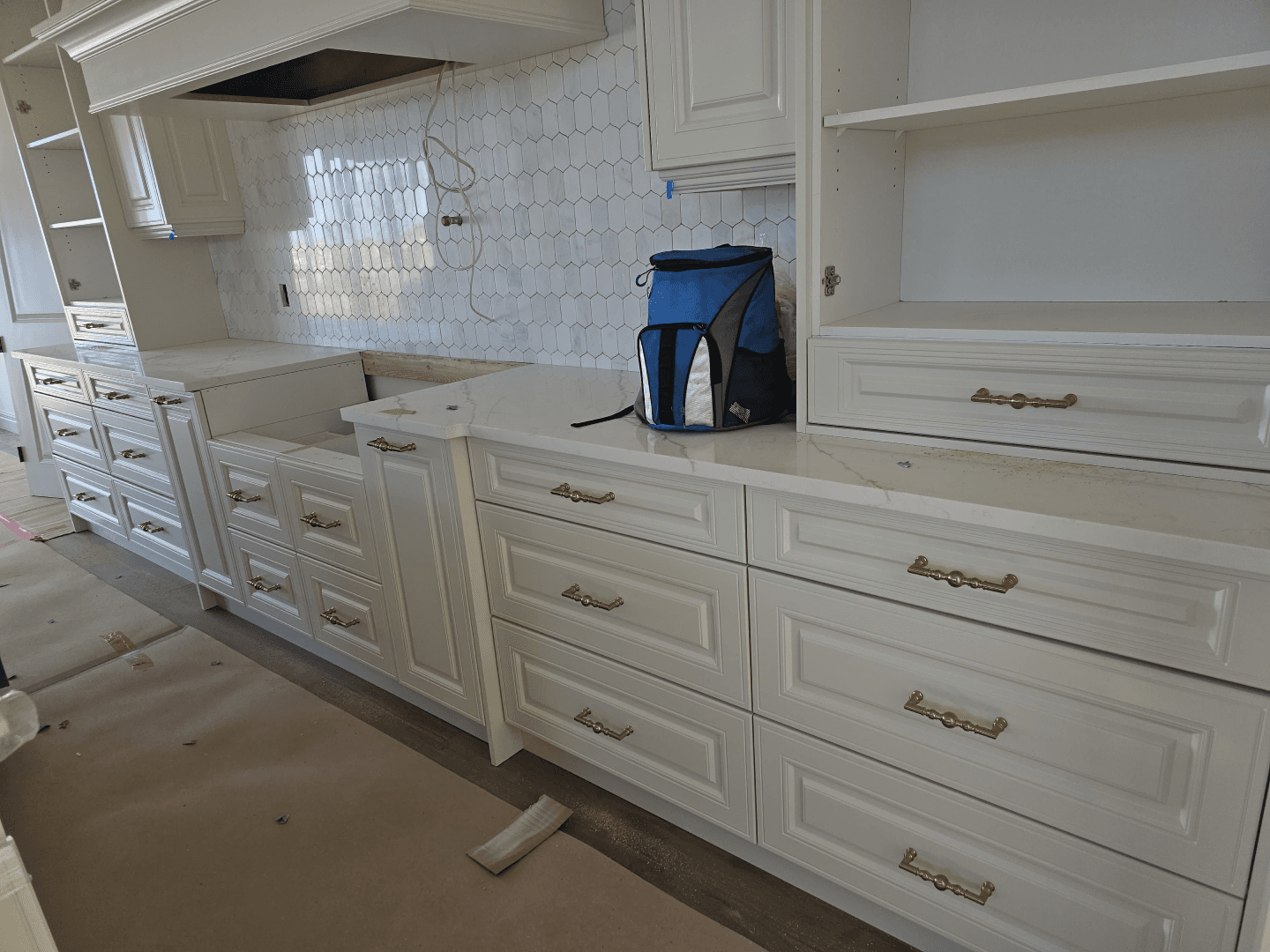 Luxury Kitchen with Golden Accents - Luxe Kitchen Cabinets